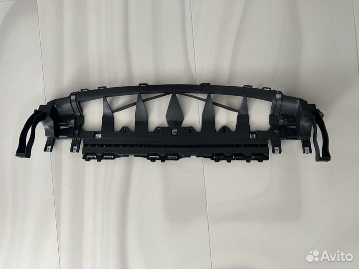 Передняя траверса Porsche Macan 95B