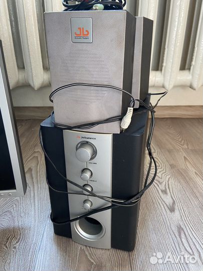 Системный блок с монитором с колонками