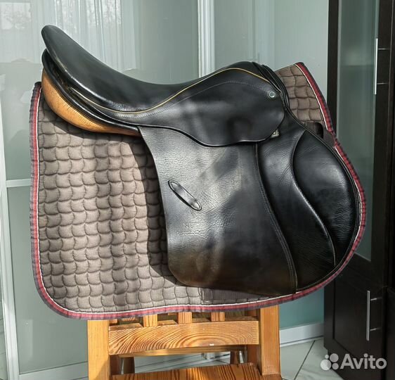 Седло конкурное Stubben Siegfried 17,5/33