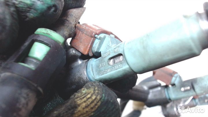 Форсунка топливная Toyota Previa (Estima), 2002