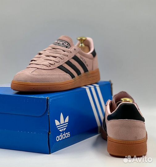 Кроссовки женские Adidas Spezial