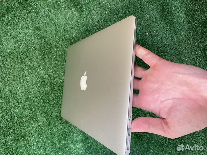 MacBook Air 13 2017 i5/8gb/128gb/рст/ идеал