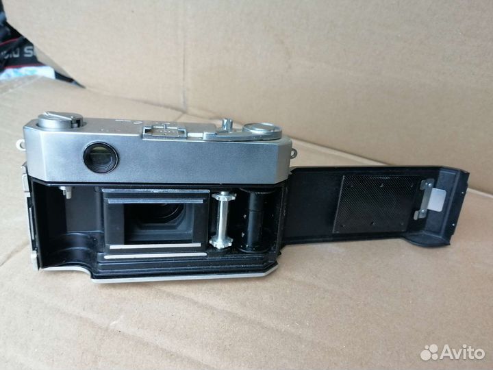 Плёночный фотоаппарат Taron