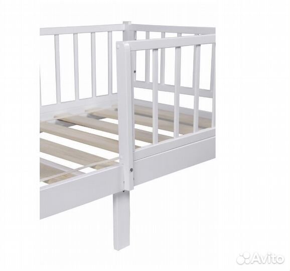 Кроватка из массива Лисенок детская с бортиком