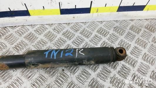Амортизатор задний nissan navara D40 (1NI02MF02)