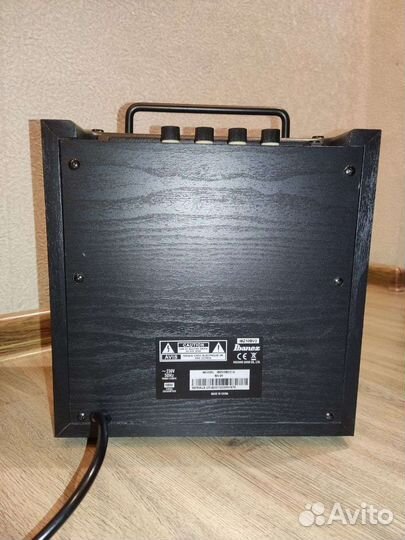 Комбоусилитель для бас гитары Ibanez ibz10bv2