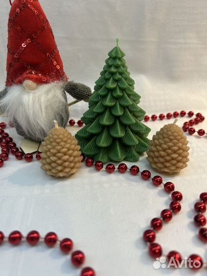 Набор новогодних свечей подарок