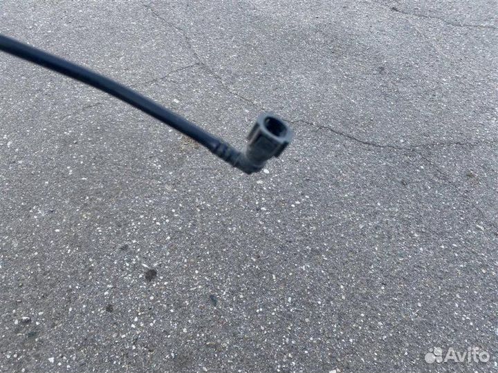 Трубка топливная LADA Largus универсал 5 мест 1.6