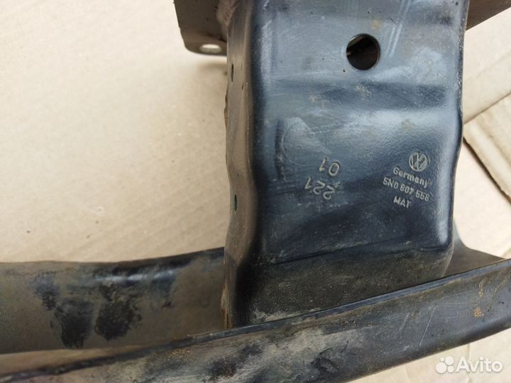 Усилитель заднего бампера VW Tiguan идеал