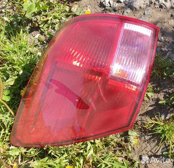 Фонарь задний левый Nissan Qashgai 2006-2010