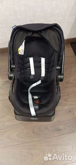 Детское автокресло от 0 с isofix Chicco