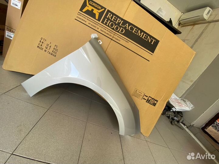 Крыло Ford focus 3 правое серебристое