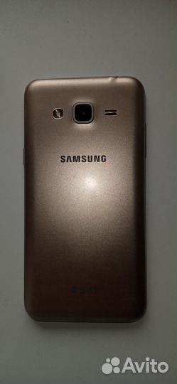 Телефон Samsung galaxy j3