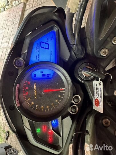 Мотоцикл Bajaj Pulsar NS200