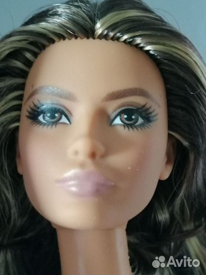 Кукла барби barbie looks Лина