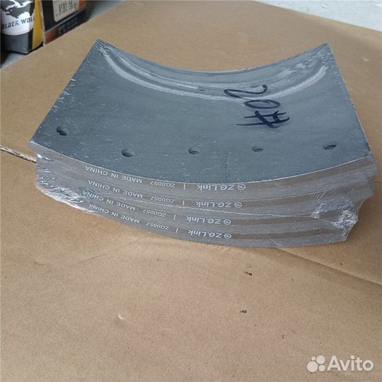 Накладка тормозная передняя большая