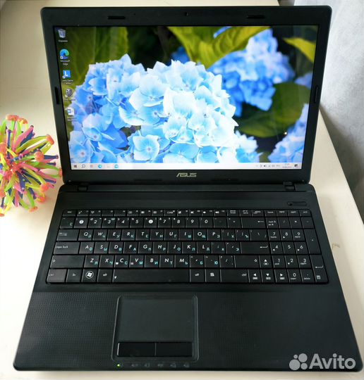 Ноутбук asus i5/4 ядра /как новый