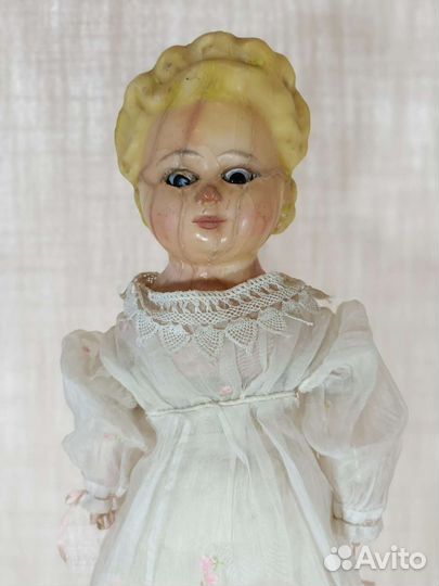 Антикварная восковая кукла