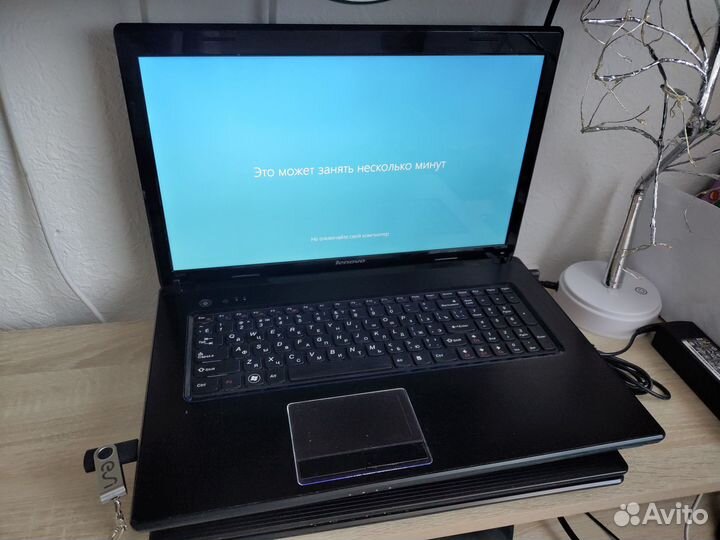 Ноутбук Lenovo G780 SSD+HDD, I7, 8GB