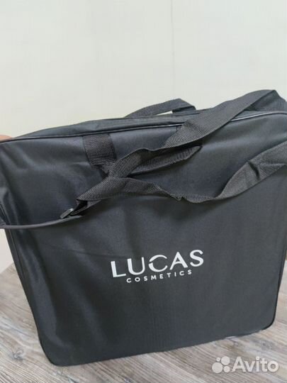 Кольцевая светодиодная лампа со штативом