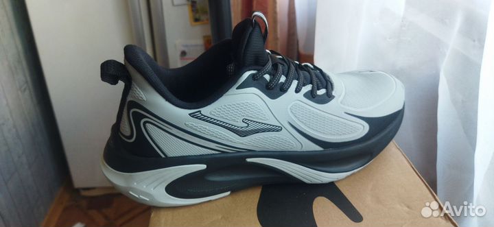 Кроссовки erke 41EU 40RUS осень