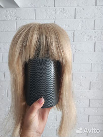 Парик из натуральных волос с имитацией кожи головы