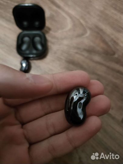 Samsung galaxy buds live