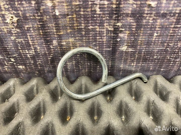 Съемник колпачка Audi A4 B7 BFB 2006