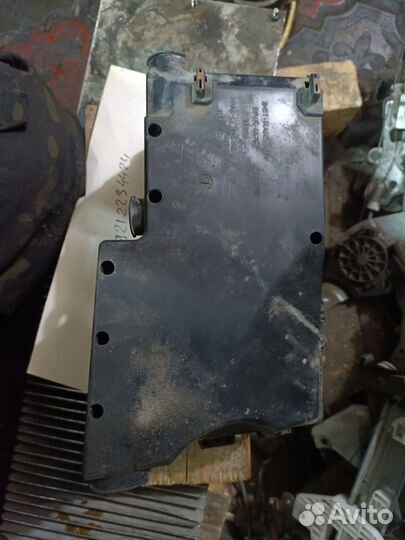 Блок предохранителей Mazda 3 BK