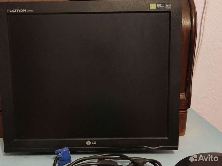 Монитор LG