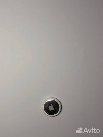 Airtag новый. Брелок в подарок