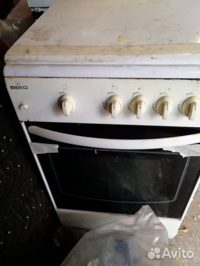 Газовая плита бу и стиральная машина на запчасти