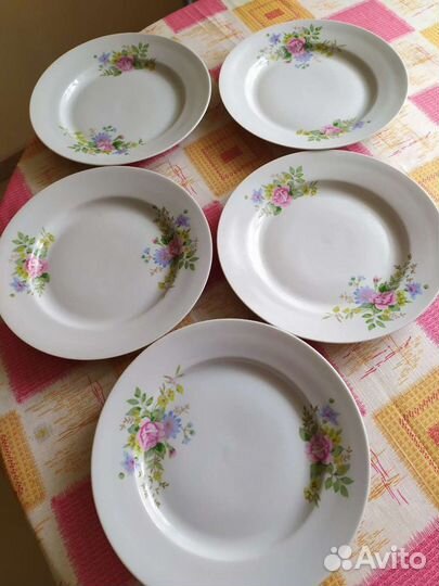 Тарелки Дулево