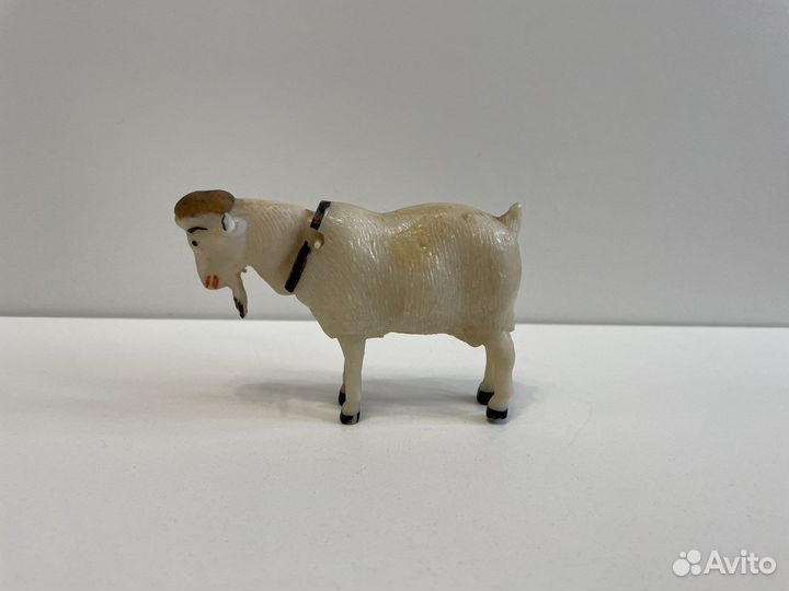 Игрушка болванчик Коза, колкий пластик СССР