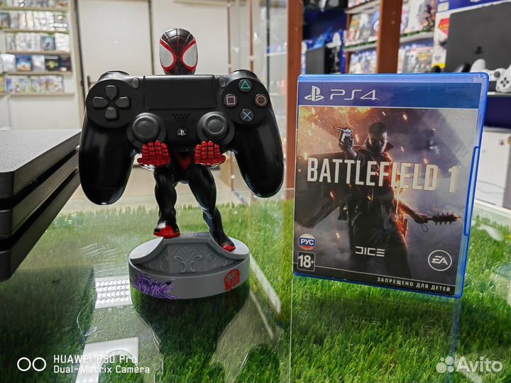 PS4 PRO 1TB(7208) 2 Геймпада/1 Диск/Подставк/GTA5