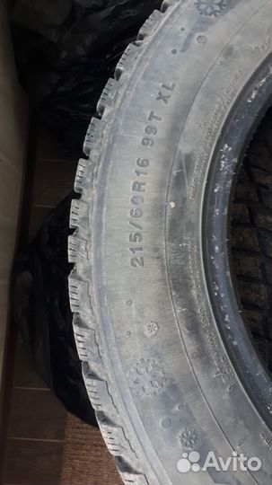Kumho I'Zen KW22 215/60 R16 99T