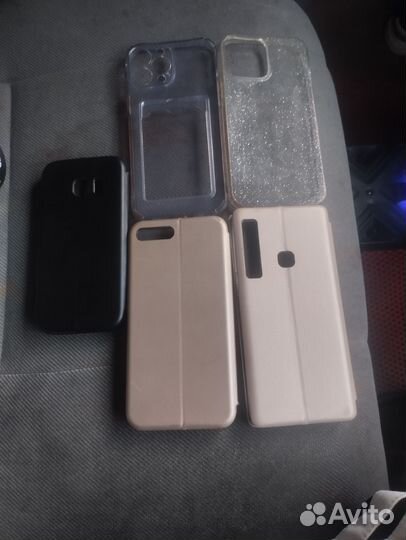 Чехлы на телефон