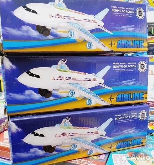 Самолет новый