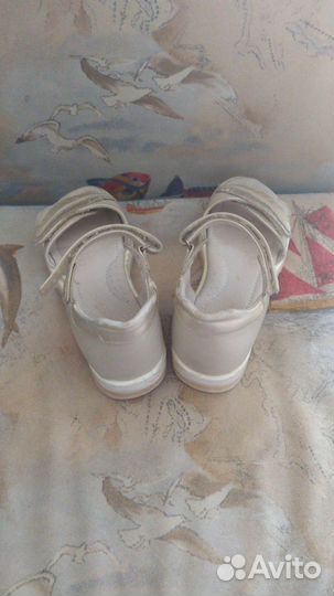 Босоножки для девочки