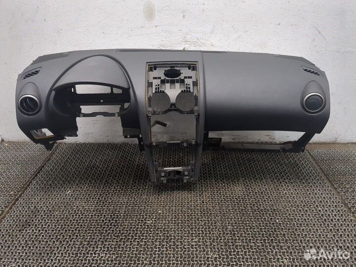 Панель передняя салона Nissan Rogue, 2011