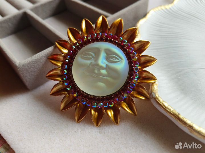 Брошь луна подсолнух