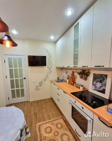 Современные кухни