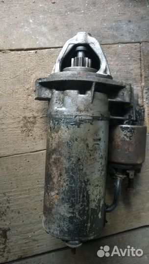 Стартер на Mercedes-Benz E (W124)