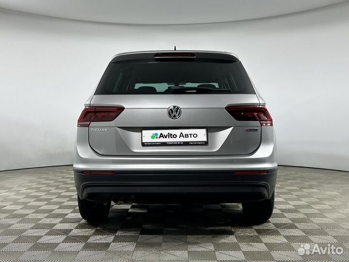 Volkswagen Tiguan 2.0 AMT, 2018, 75 500 км