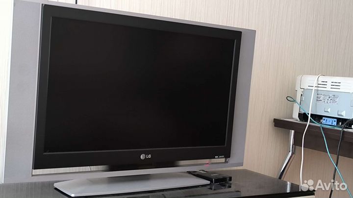 Телевизор LG RZ-32LZ55