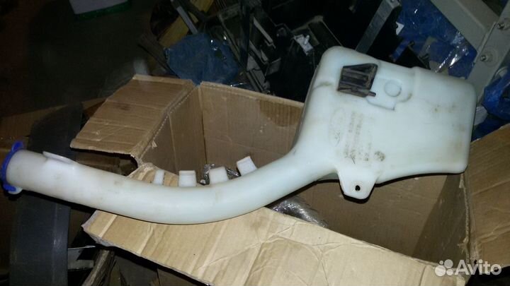 Форд фьюжен бачок омывателя