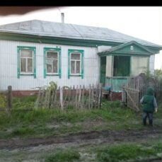Дом 30 м² на участке 12 га