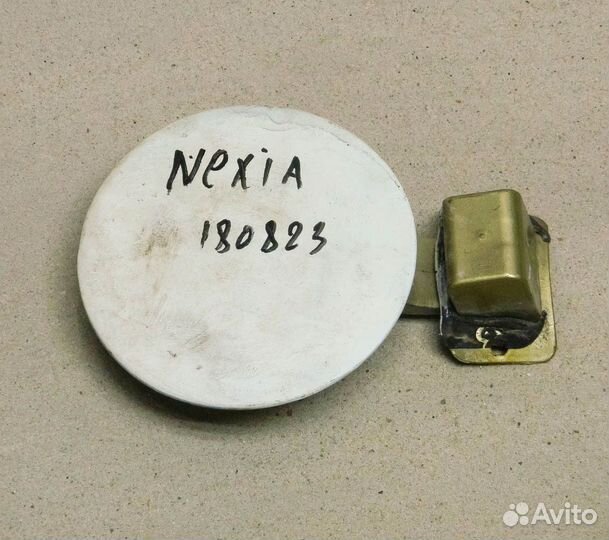 Лючок бензобака Daewoo Nexia N100