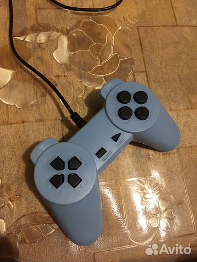 Игровая приставка dendy