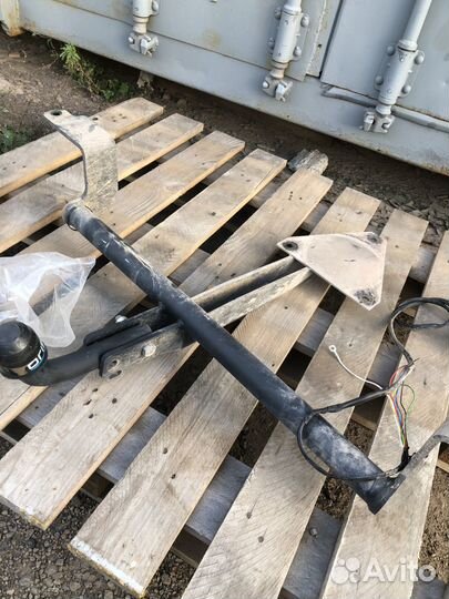 Фаркоп LADA Priora Bosal с электрикой